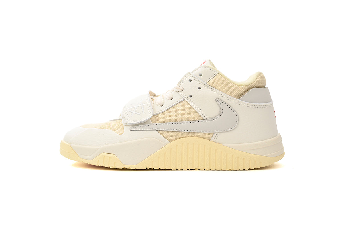 TRAVIS SCOTT - AIR JORDAN JUMPMAN JACK TR " WHITE CREAM "