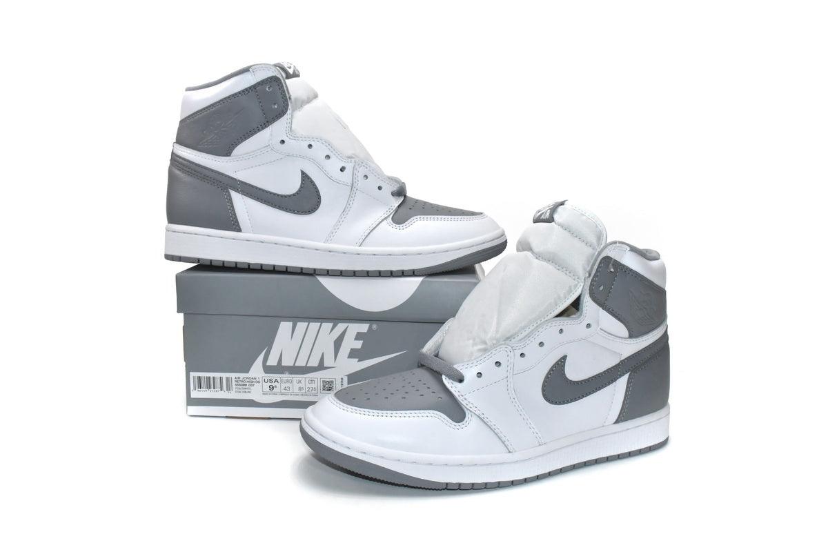 Jordan 1 Retro High OG Stealth 