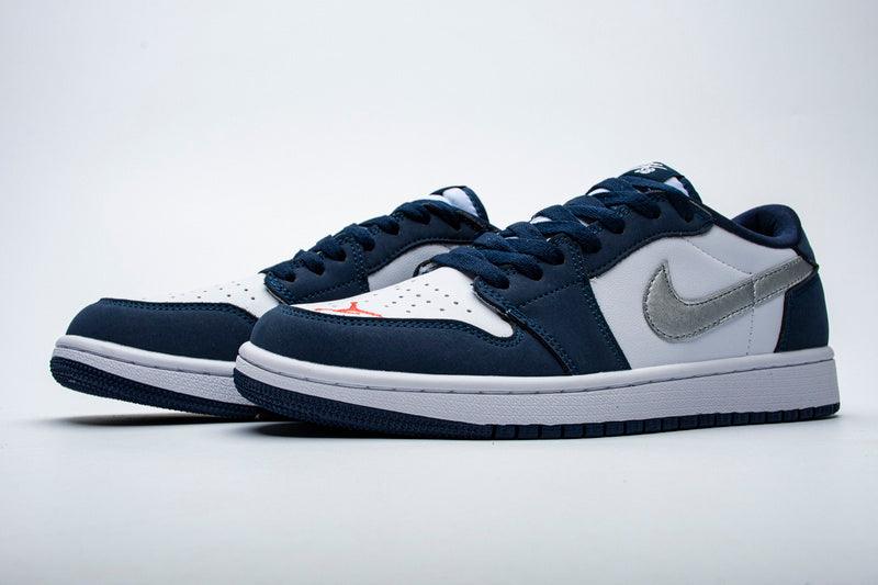 Midnight Navy Jordan 1 Low 