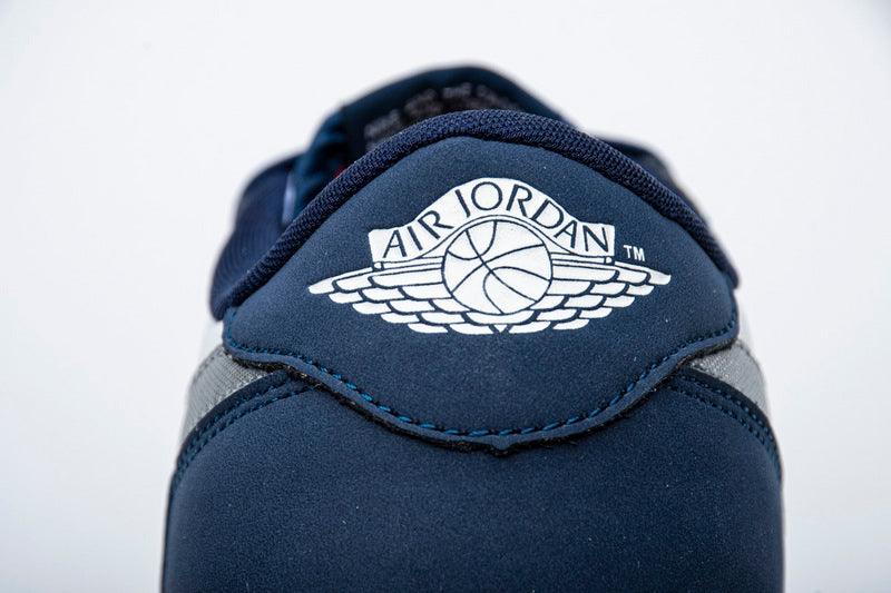Midnight Navy Jordan 1 Low 
