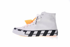 CHUCK TAYLOR OFF WHITE