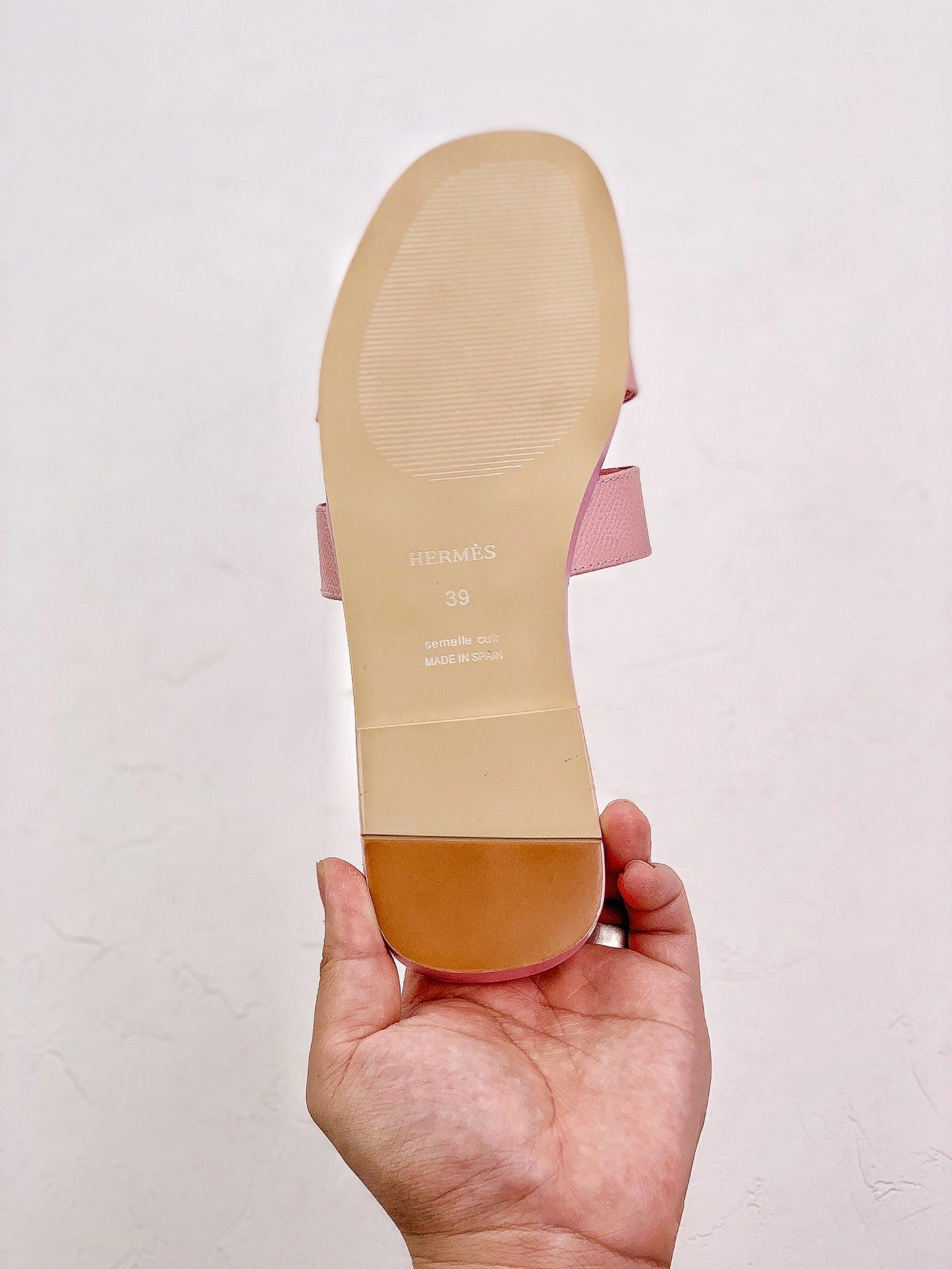 HERMES SLIPPERS *PINK*