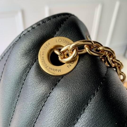 LOUIS VUITTON NEW WAVE CHAIN BAG