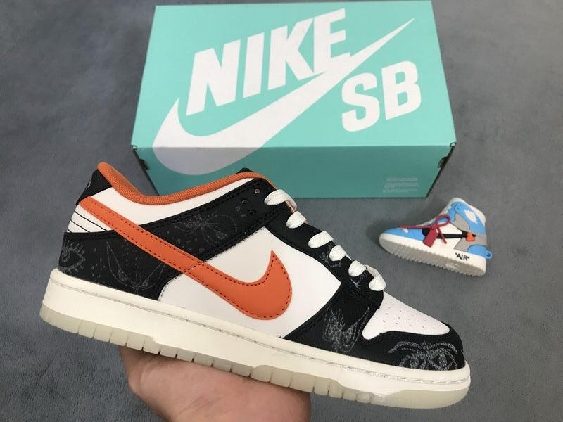 NIKE DUNK LOW " HALLOWEEN 2021 "