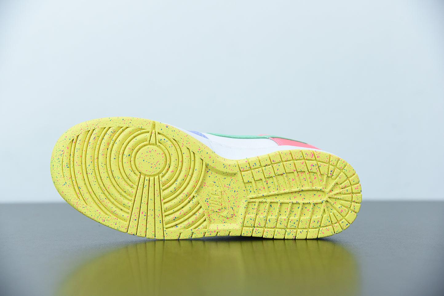 NIKE SB DUNK LOW " EASTER CANDY "