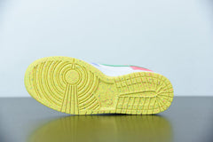 NIKE SB DUNK LOW " EASTER CANDY "