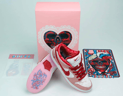 NIKE SB DUNK LOW " STRANGELOVE "