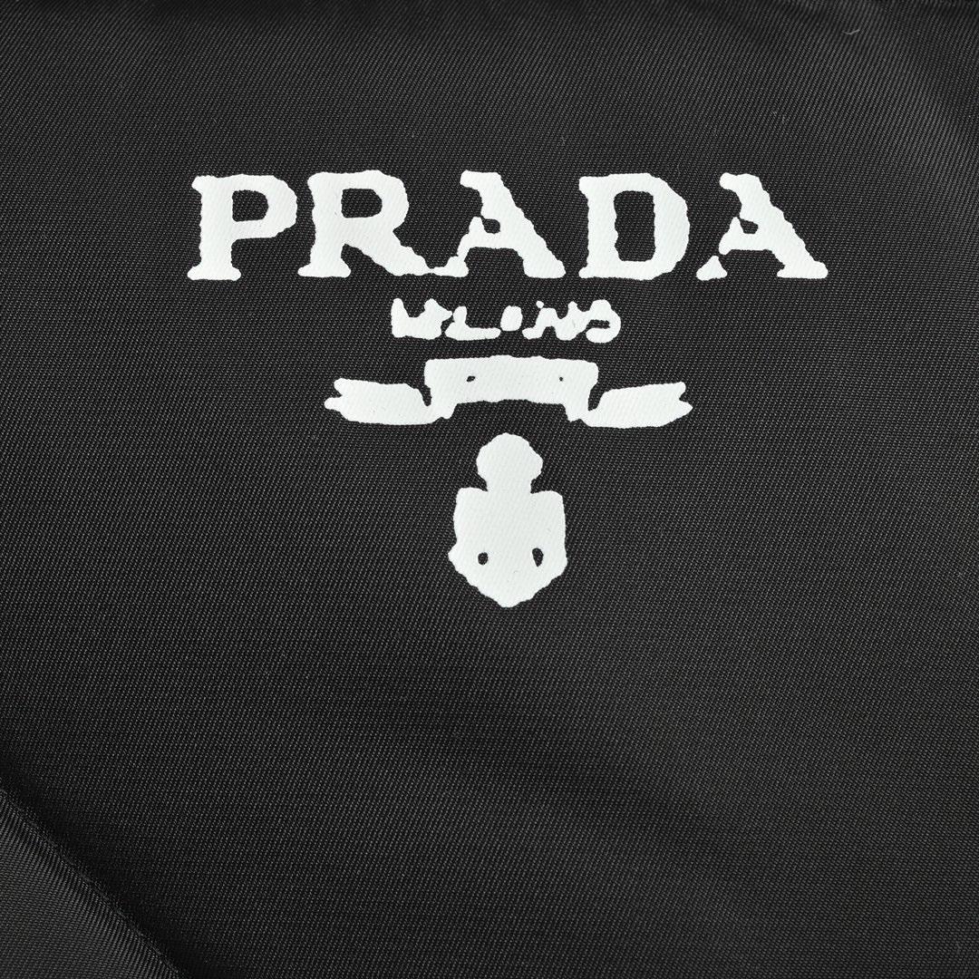 PRADA 21FW NYLON JACKET BLACK