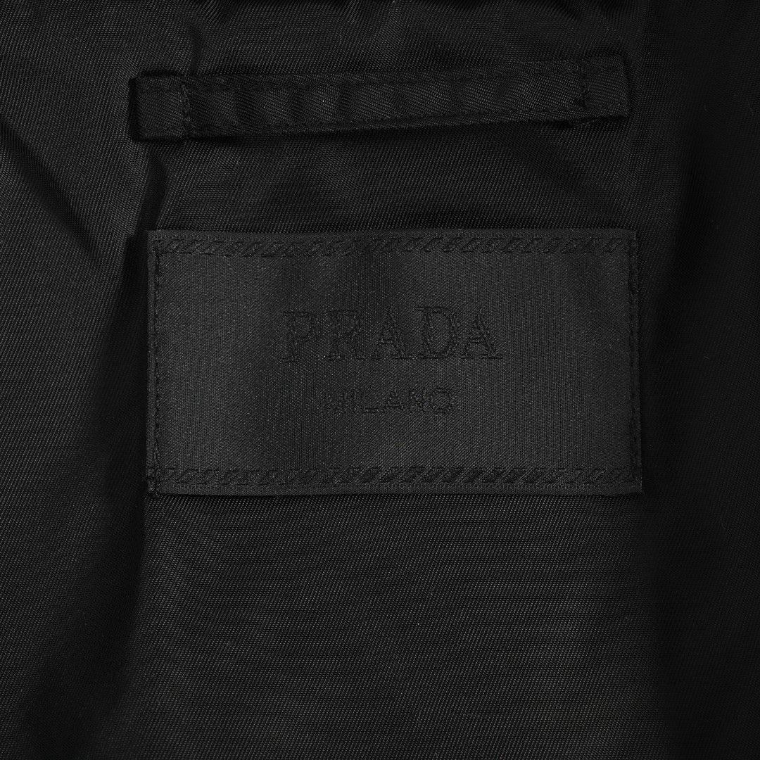 PRADA 21FW NYLON JACKET BLACK