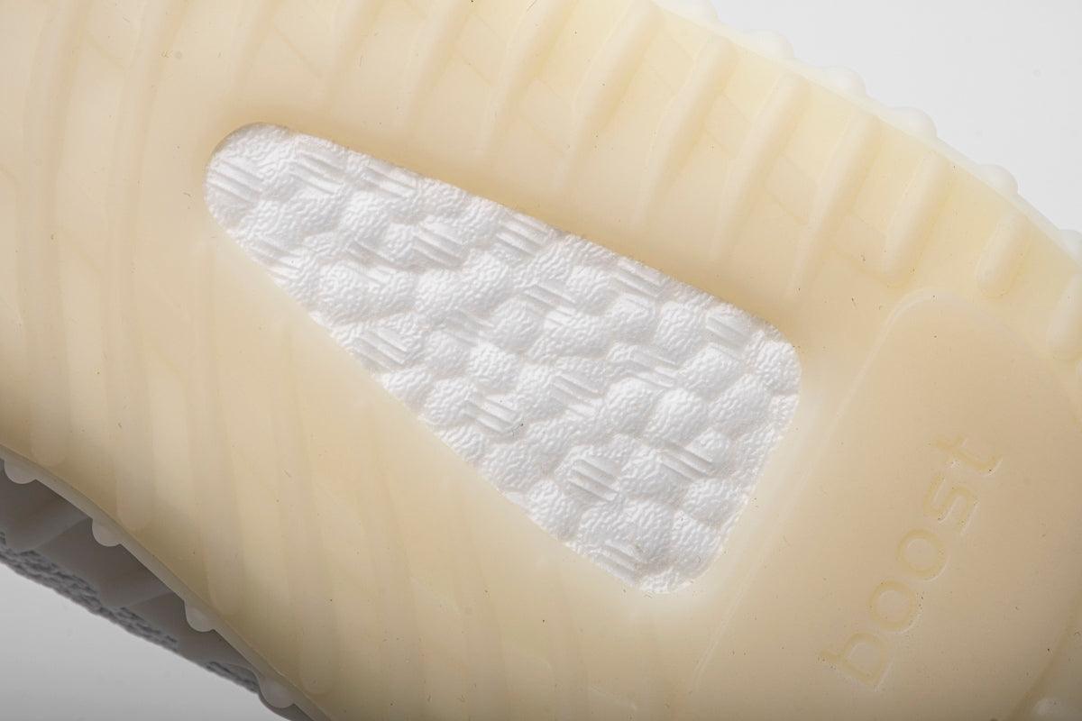 SNEAKERS *CREAM WHITE*