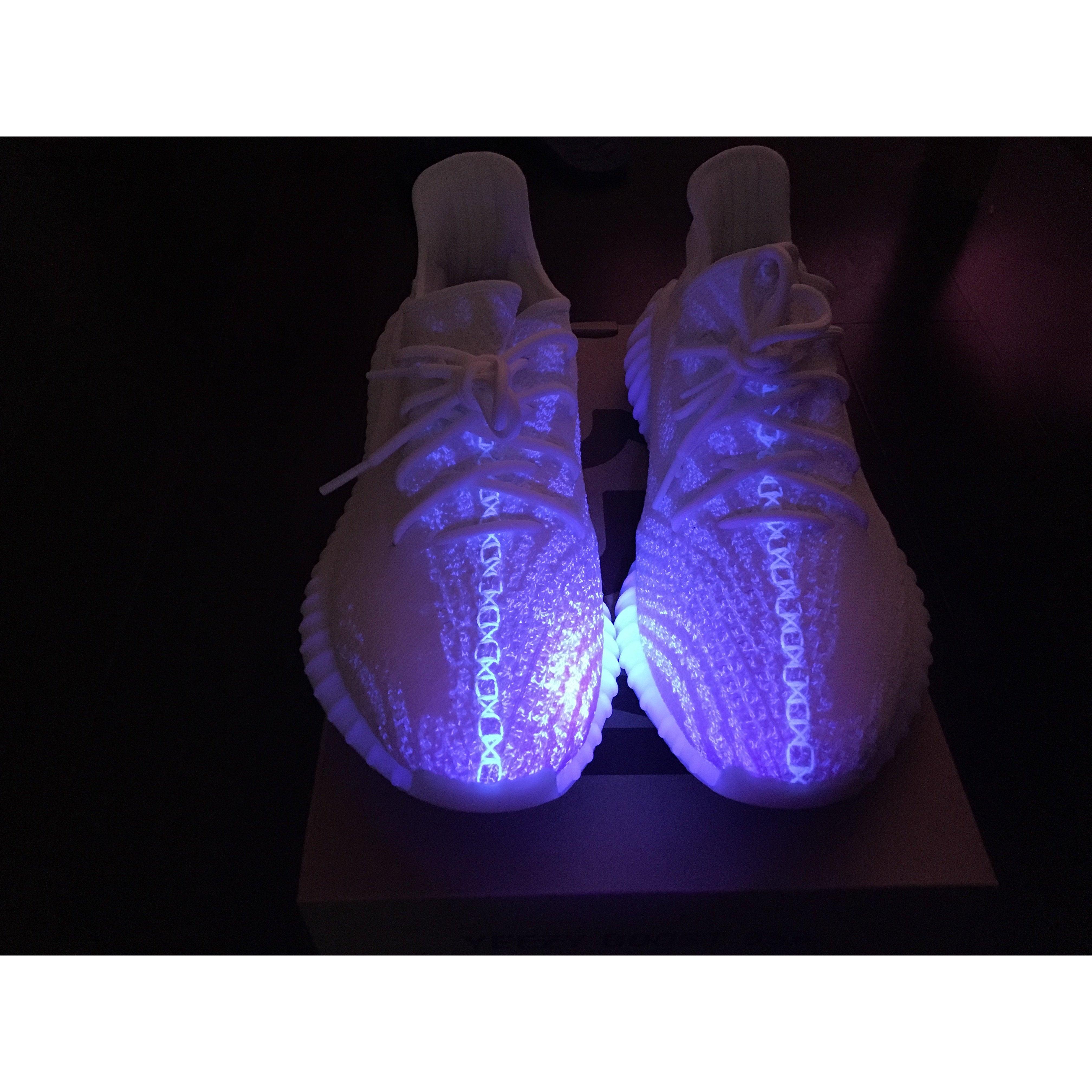 SNEAKERS *CREAM WHITE*