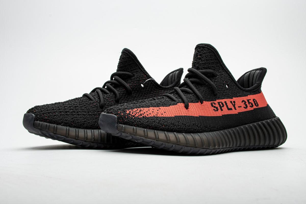 SNEAKERS *RED*