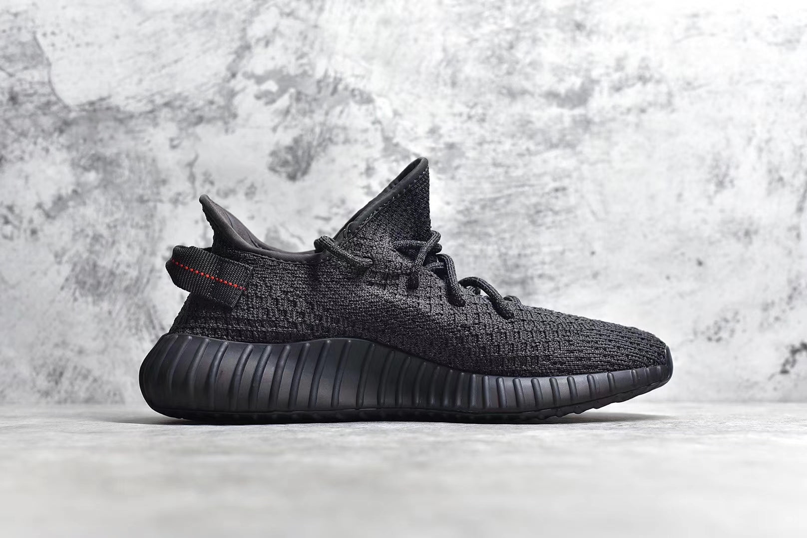 SNEAKERS V2 ''TRIPLE BLACK''- REFLECTIVE