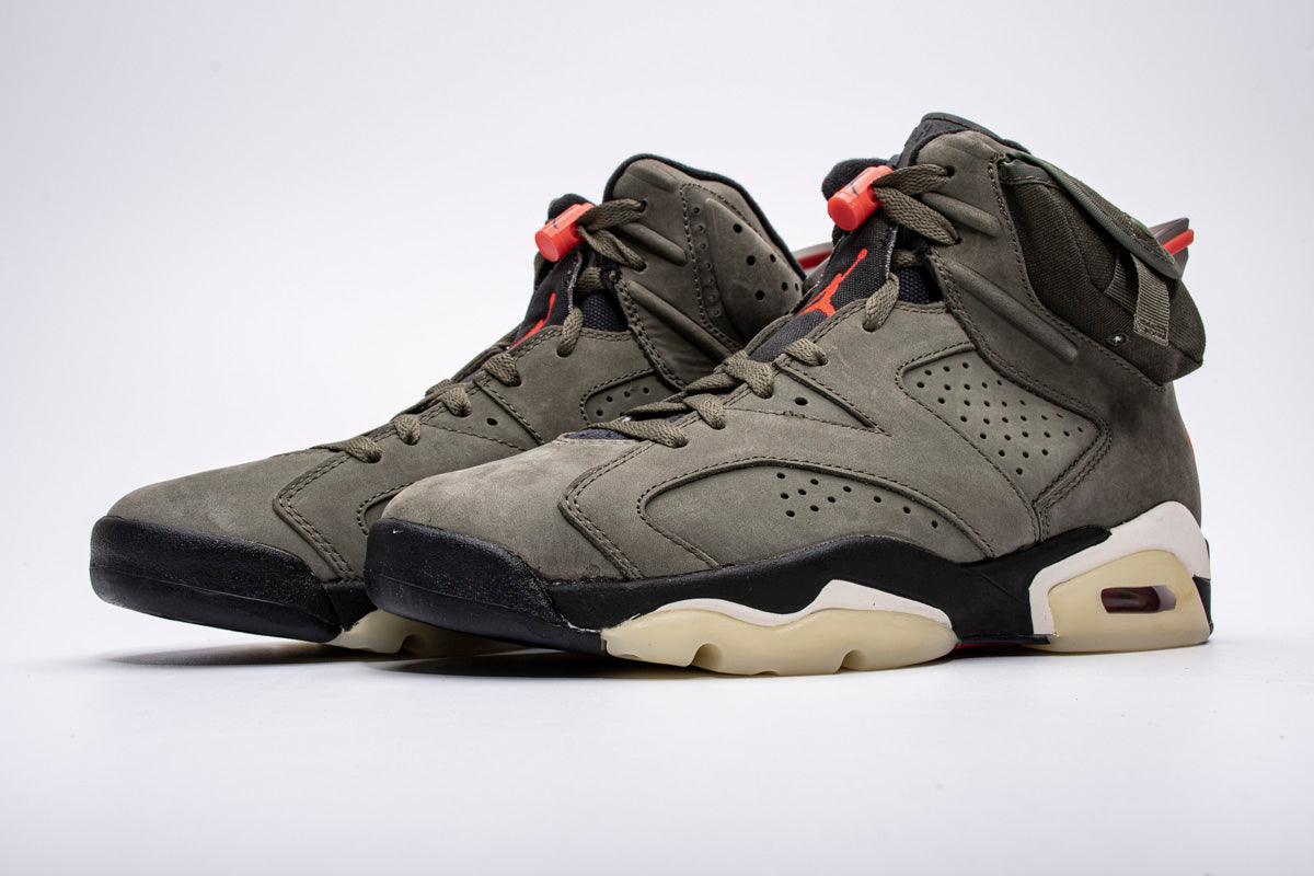 TRAVIS SCOTT - JORDAN 6 RETRO