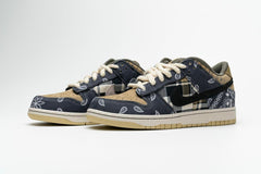 TRAVIS SCOTT - SB DUNK LOW