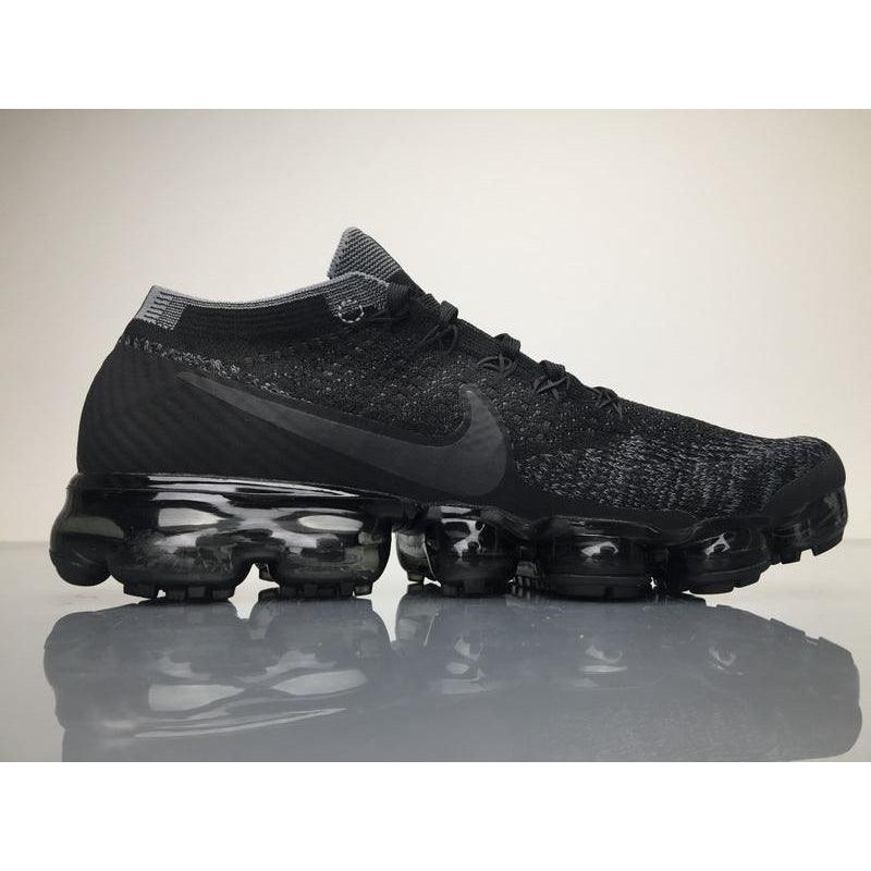VAPORMAX TRIPLE BLACK