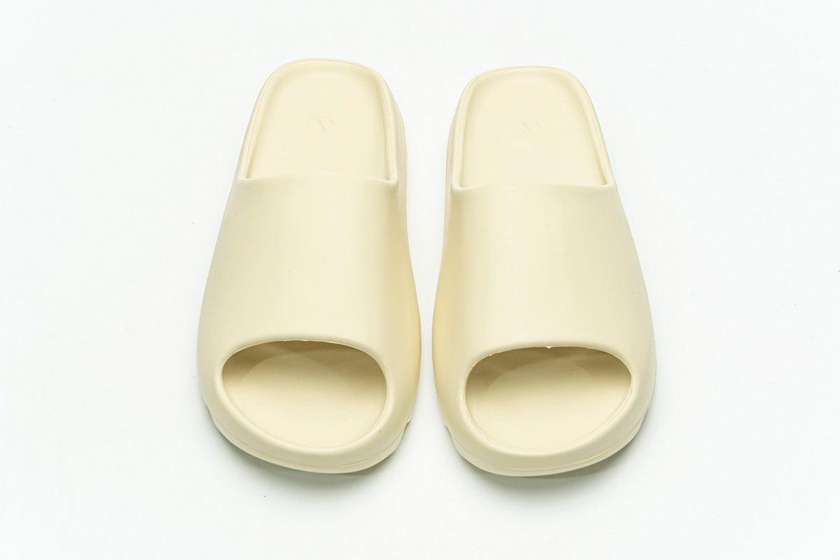 YEEZY SLIDE " BONE "