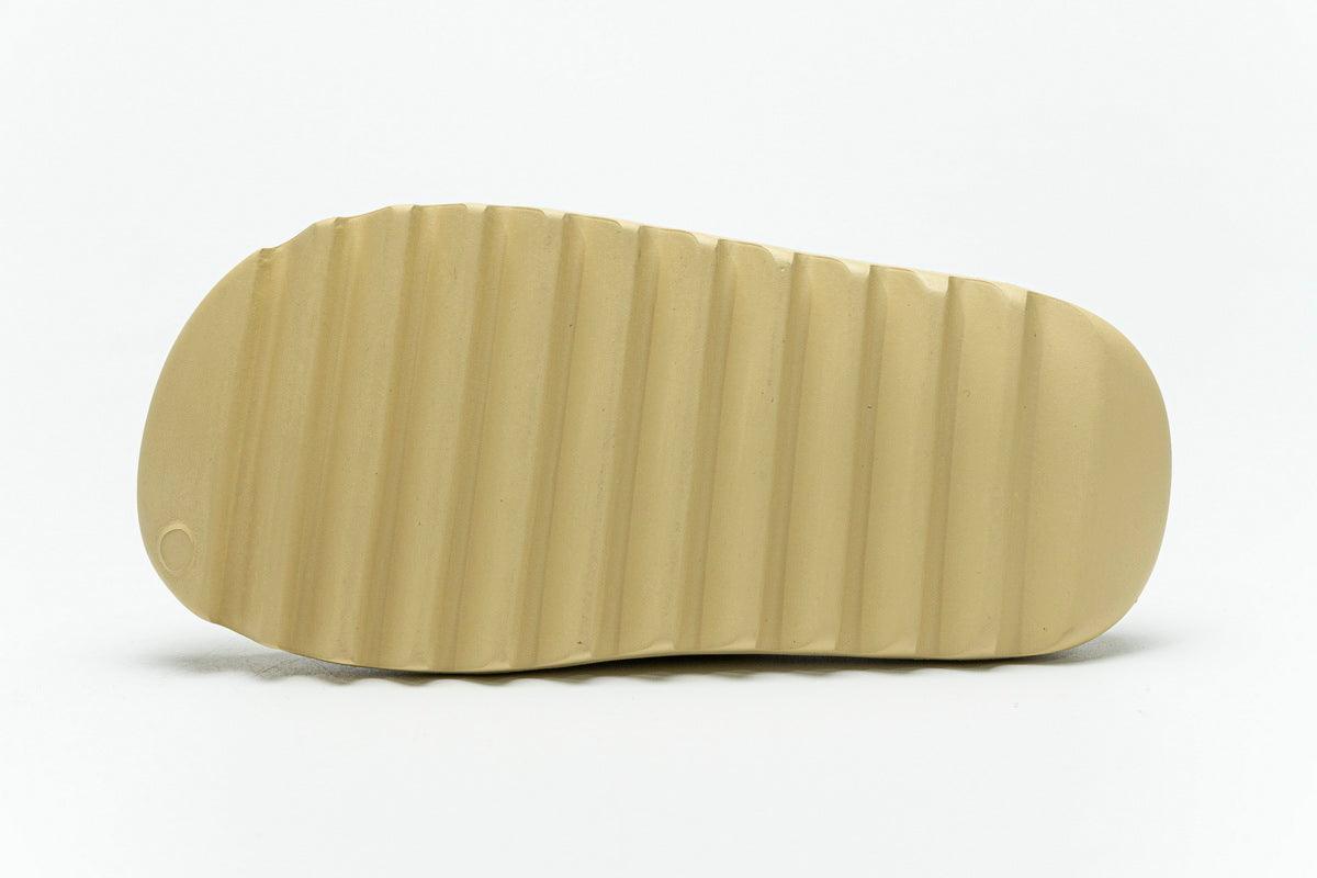 YEEZY SLIDE " DESERT SAND "