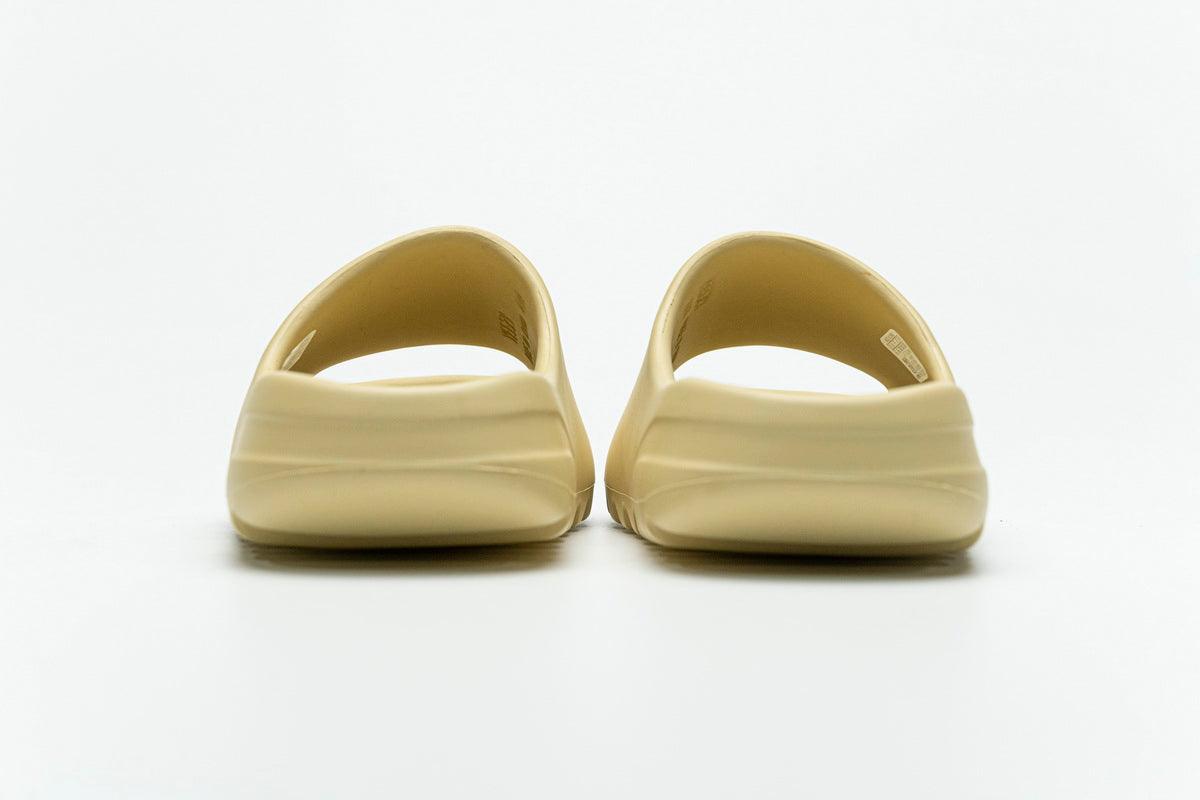 YEEZY SLIDE " DESERT SAND "