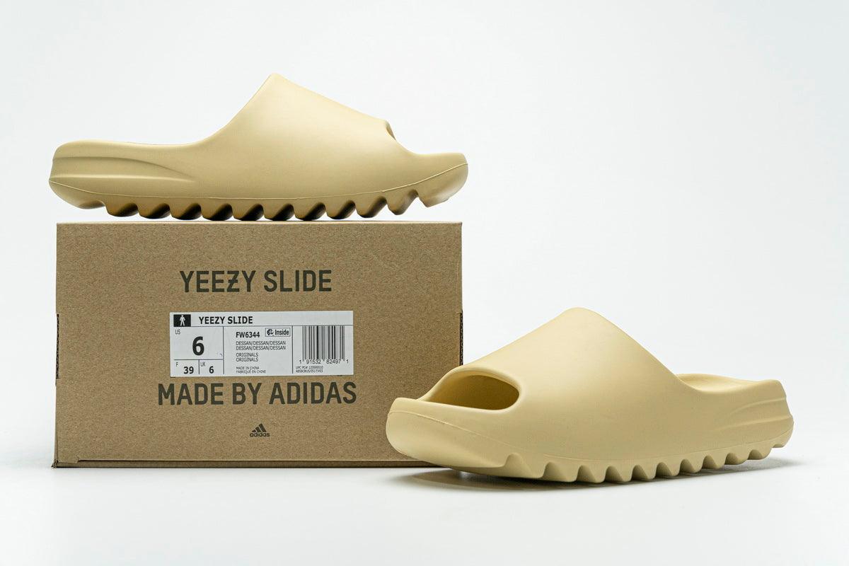 YEEZY SLIDE " DESERT SAND "