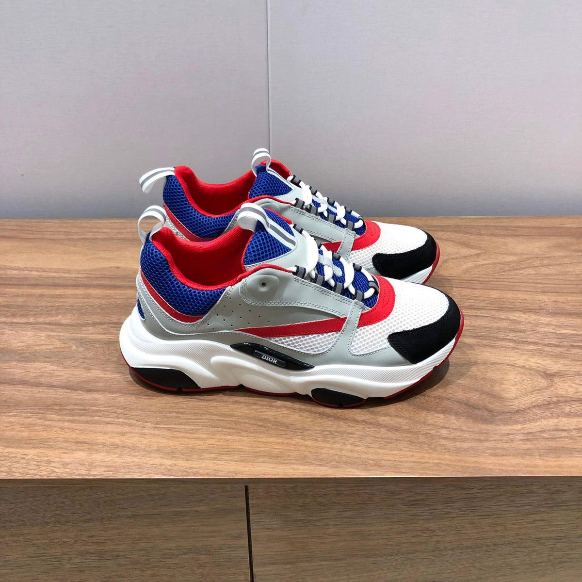 DIOR B22 WHITE/BLUE/RED - BLVCX 